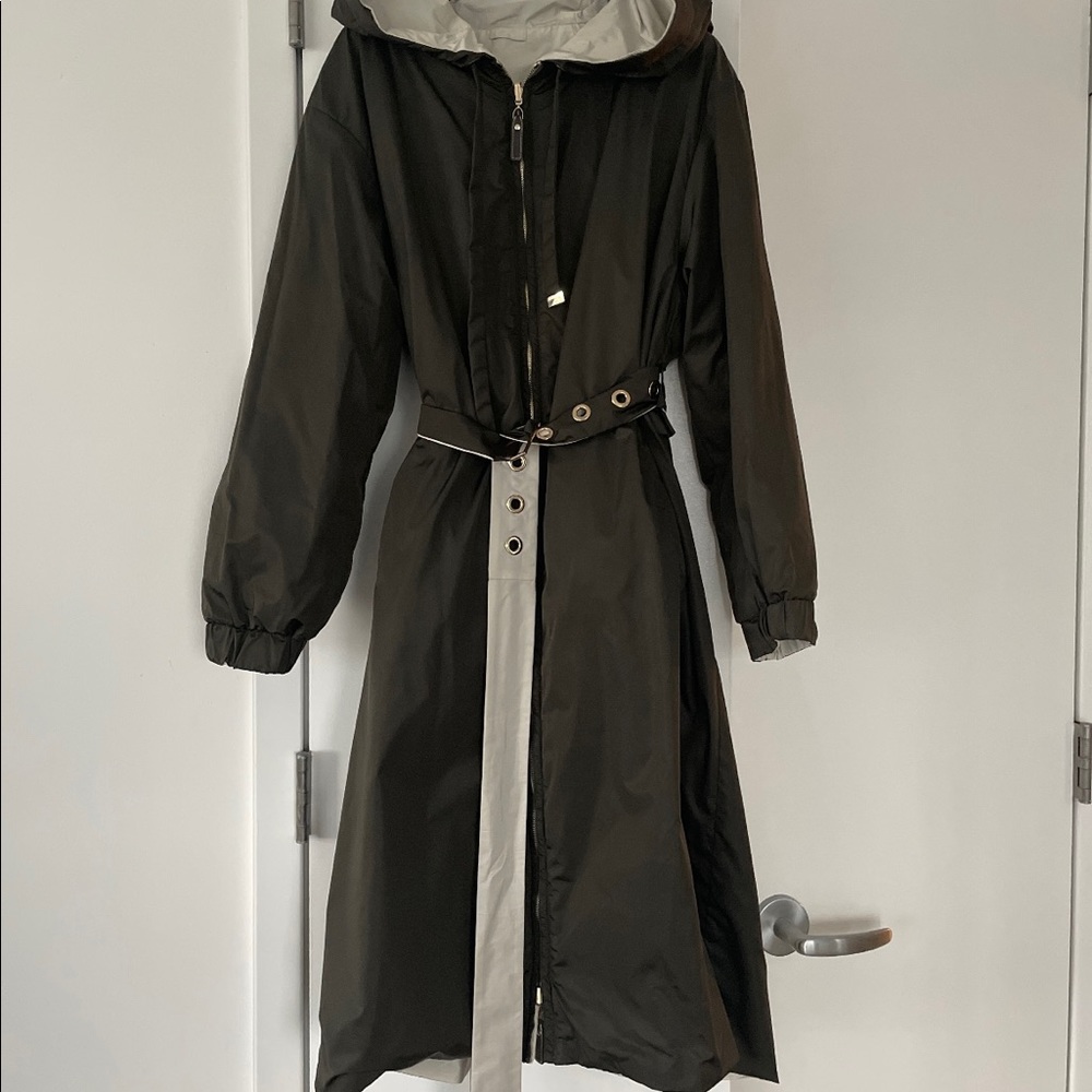 Reversible and Waterproof MaxMara Trench Coat.
